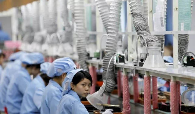 未來幾年，制造業、服務業等勞動密集型產業的招工將更加困難，勞動力成本也必將日益高漲