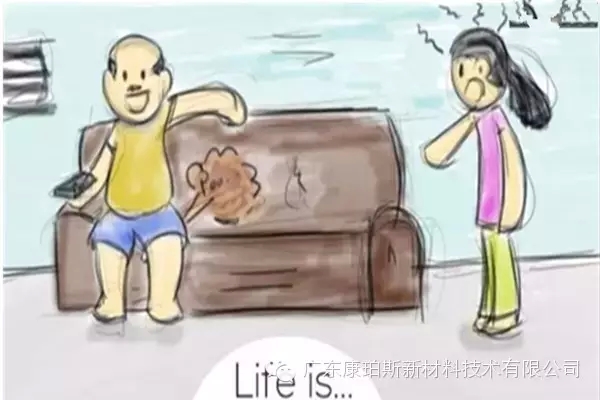 人生就是。。。 妻子已經發火，你卻肆無忌憚地放屁&ldquo;排毒氣&rdquo;